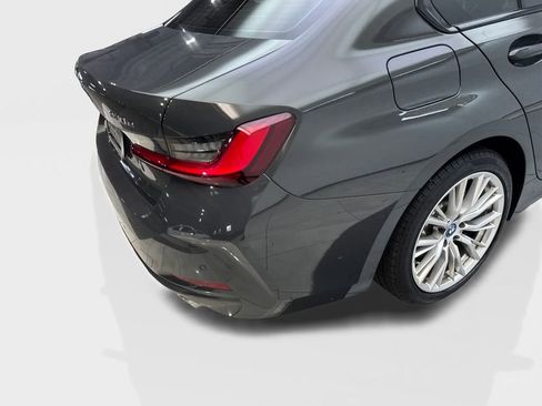 Used 2023 BMW 330e xDrive w/ Premium Package AWD/4WD image 16