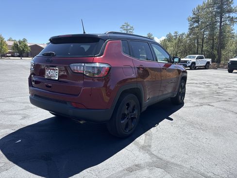Used 2021 Jeep Compass Latitude AWD/4WD image 8