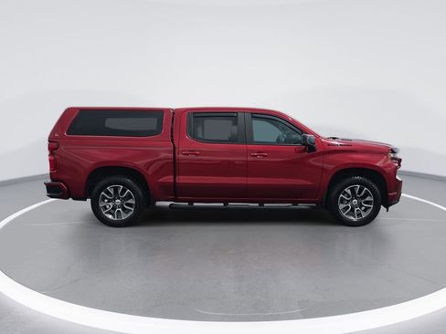 Used 2021 Chevrolet Silverado 1500 RST AWD/4WD image 2