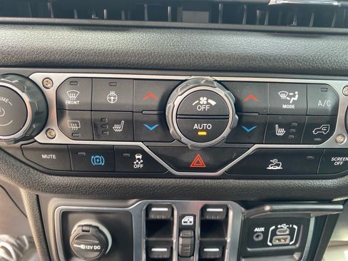 Used 2025 Jeep Wrangler Unlimited Sport S 4xe AWD/4WD image 14