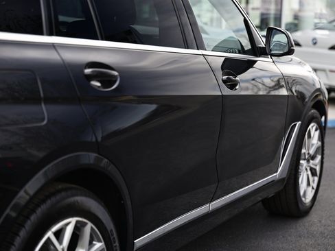 Used 2023 BMW X7 xDrive40i image 8