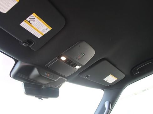 Certified 2025 Nissan Armada PRO-4X AWD/4WD image 14