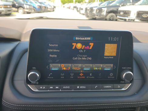 Used 2023 Nissan Rogue SV image 23