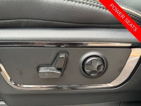 Used 2024 RAM 1500 Limited AWD/4WD image 37