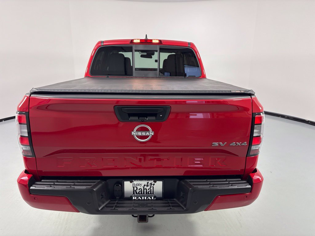 Used 2022 Nissan Frontier SV AWD/4WD image 6
