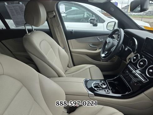 Used 2017 Mercedes-Benz GLC 300 image 8