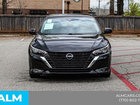 Used 2025 Nissan Sentra SV image 12