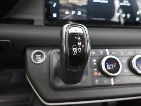 Used 2021 Land Rover Defender 110 S image 28
