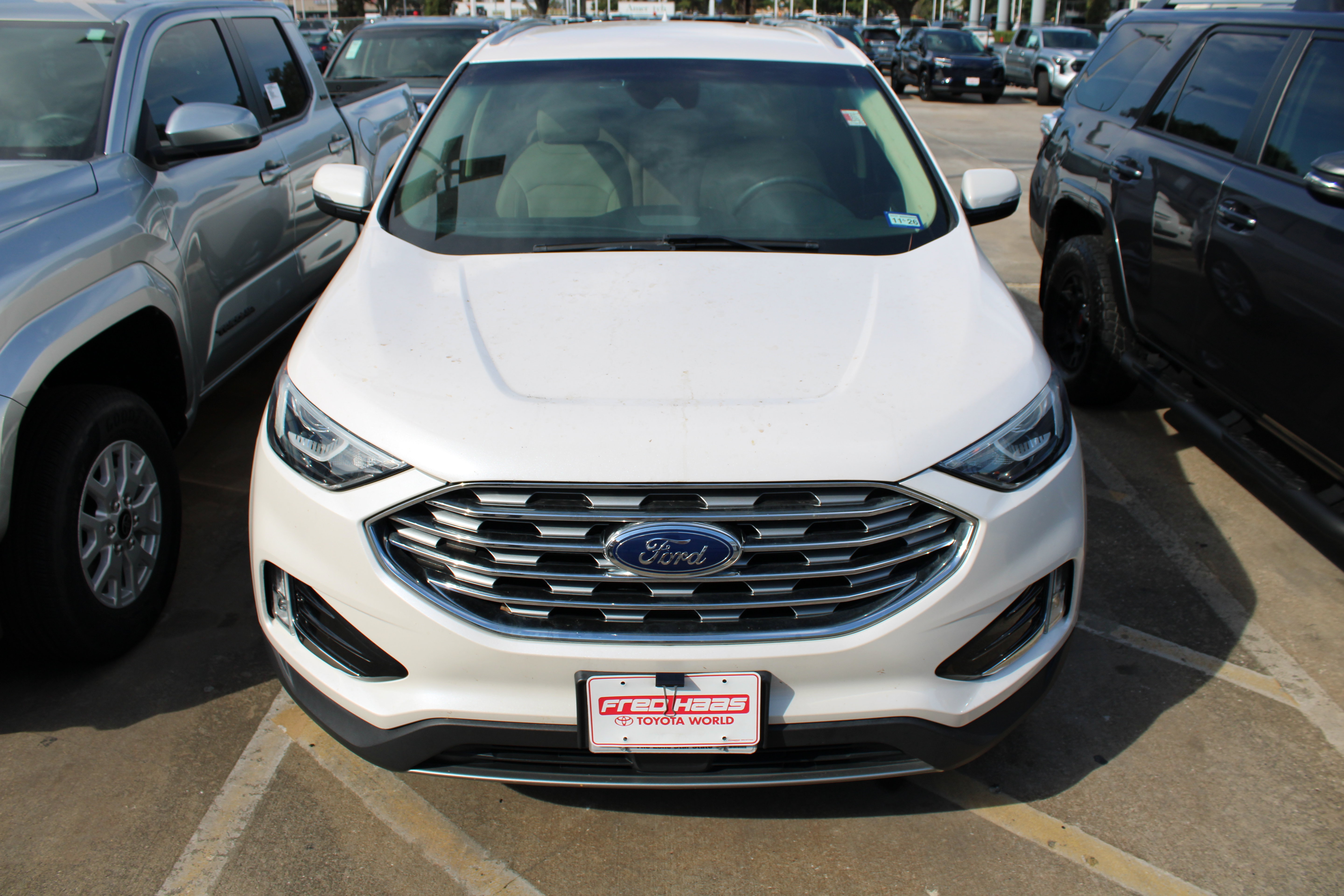 Used 2019 Ford Edge SEL w/ Equipment Group 201A FWD image 4