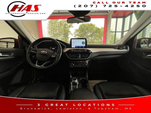 Used 2022 Ford Escape SEL AWD/4WD image 14