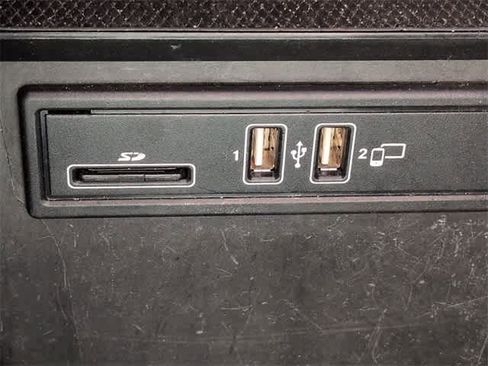 Used 2018 Mercedes-Benz GLC 300 4MATIC image 31