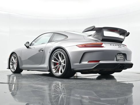 Certified 2018 Porsche 911 GT3 RWD image 25
