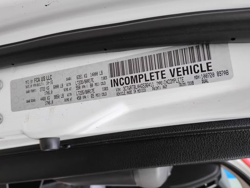 Used 2017 RAM 3500 Tradesman w/ Chrome Appearance Group image 29