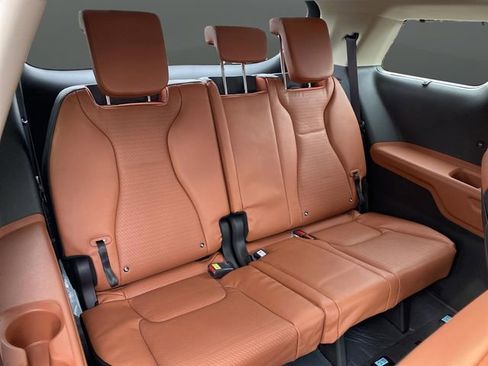 New 2026 Kia Carnival SX Prestige image 42