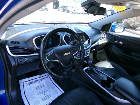 Used 2018 Chevrolet Volt LT w/ LT Driver Confidence Package FWD image 21