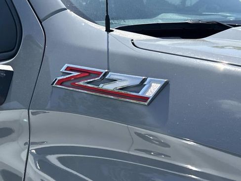 Used 2024 Chevrolet Silverado 1500 Custom Trail Boss AWD/4WD image 5