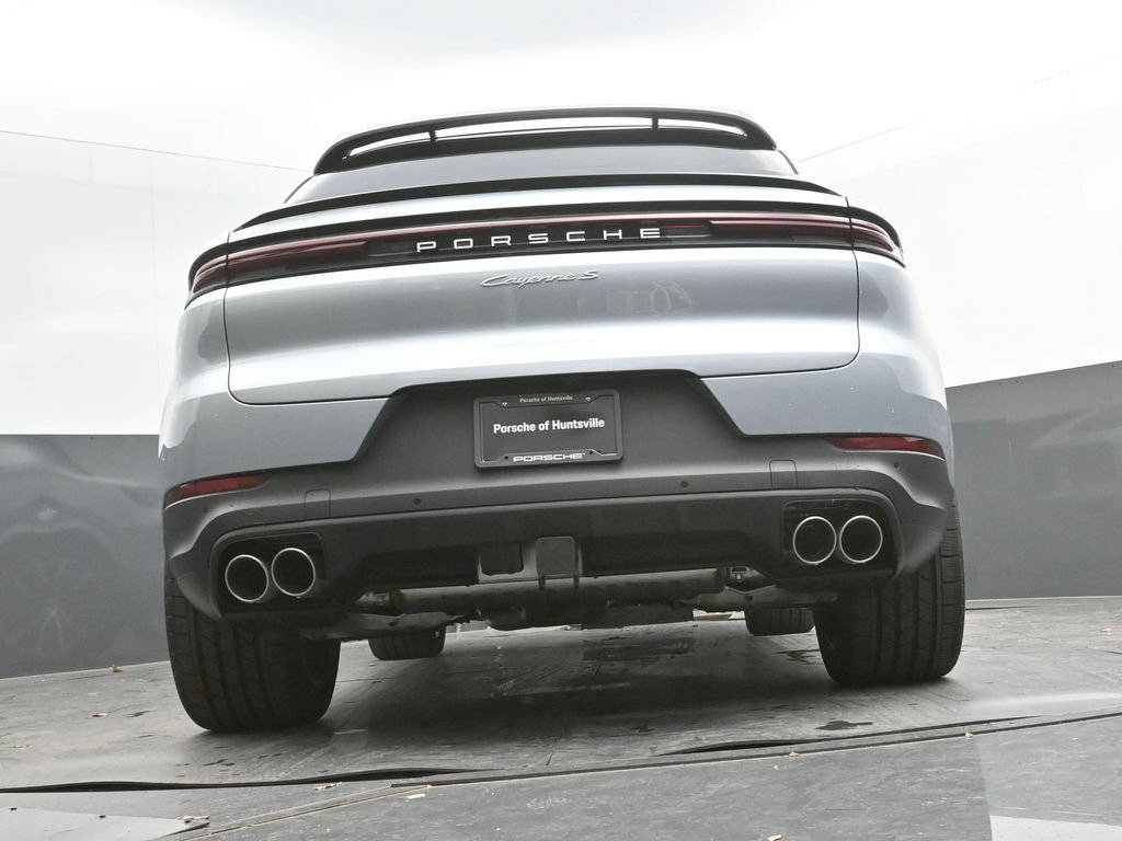 Certified 2026 Porsche Cayenne S AWD/4WD image 14