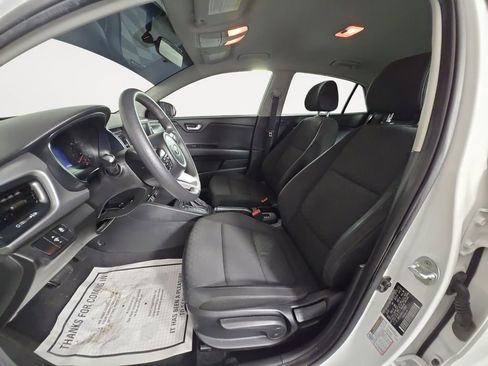 Used 2020 Kia Rio LX image 9