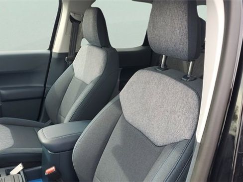 New 2025 Ford Maverick XLT w/ Equipment Group 301A image 15