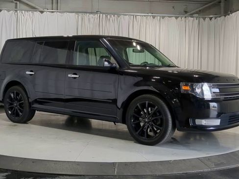 Used 2018 Ford Flex SEL w/ Equipment Group 202A AWD/4WD image 3