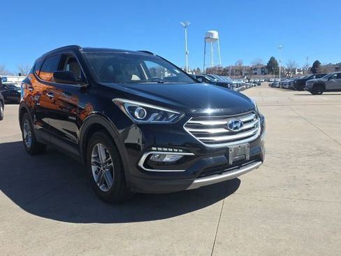 Used 2017 Hyundai Santa Fe Sport image 3