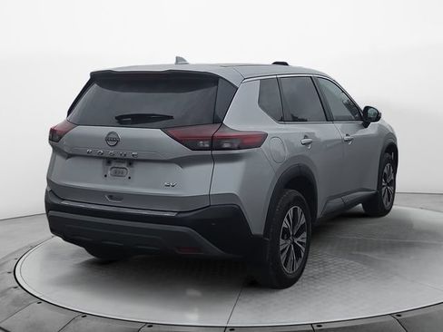 Used 2023 Nissan Rogue SV FWD image 5