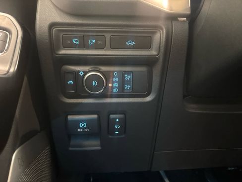 Used 2022 Ford F150 Raptor w/ Raptor 37 Performance Package AWD/4WD image 24