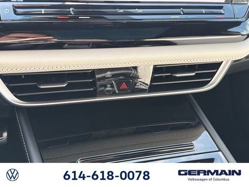 New 2026 Volkswagen Atlas Cross Sport SEL Premium R-Line AWD/4WD image 30