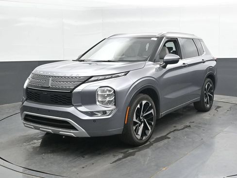 Used 2023 Mitsubishi Outlander SEL AWD/4WD image 8