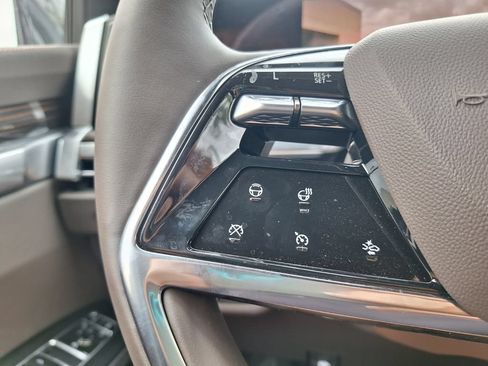 New 2026 Cadillac Escalade Luxury w/ Touring Package AWD/4WD image 20
