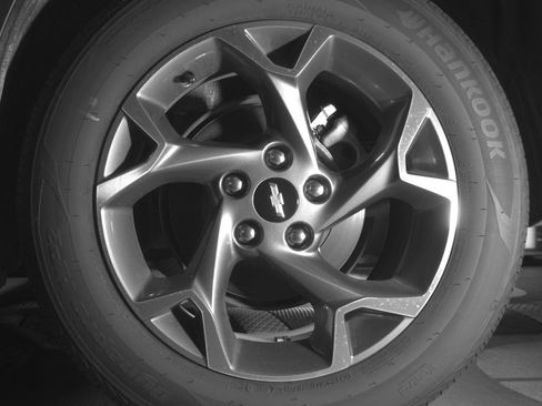 Used 2025 Chevrolet Trax LT w/ LT Convenience Package image 14