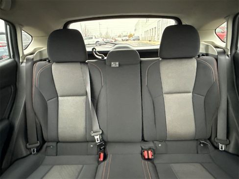 Used 2023 Subaru Crosstrek 2.0i Premium image 16