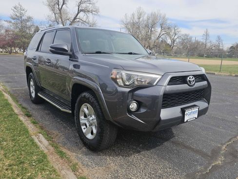 Used 2016 Toyota 4Runner SR5 Premium image 7