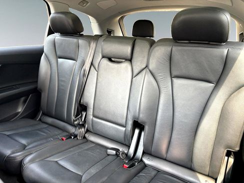 Used 2019 Audi Q7 3.0T Premium Plus image 25