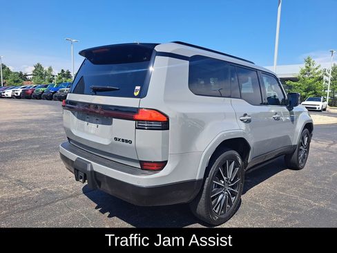 Used 2025 Lexus GX 550 w/ Accessory Package (2T) AWD/4WD image 3