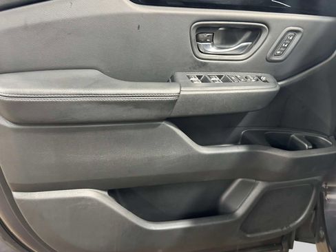 Used 2023 Honda Pilot Touring image 29