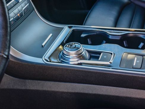 Used 2020 Ford Edge SEL w/ Convenience Package image 19