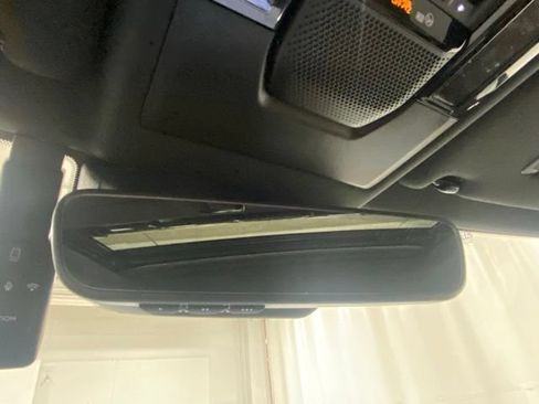 Used 2024 Lexus GX 550 w/ Accessory Package (2T) AWD/4WD image 27