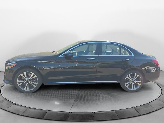 Used 2019 Mercedes-Benz C 300 4MATIC Sedan image 2