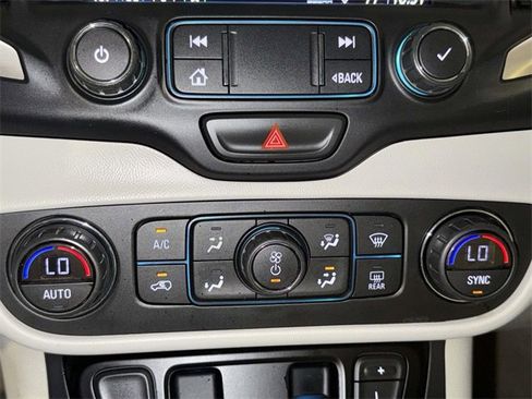 Used 2020 GMC Terrain Denali w/ Denali Premium Package image 27