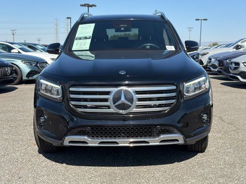 Used 2024 Mercedes-Benz GLB 250 image 3
