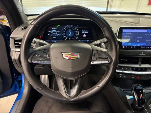 Used 2024 Cadillac CT4 V w/ LPO, ONYX Package image 31