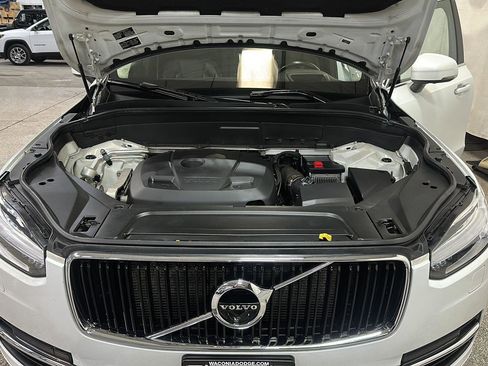 Used 2019 Volvo XC90 T6 Momentum w/ Advanced Package image 13
