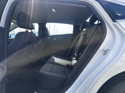 Used 2024 Chevrolet Malibu LT FWD image 8