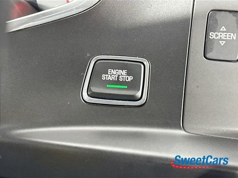 Used 2015 Chevrolet Corvette Z06 w/ 3LZ Preferred Equipment Group RWD image 28