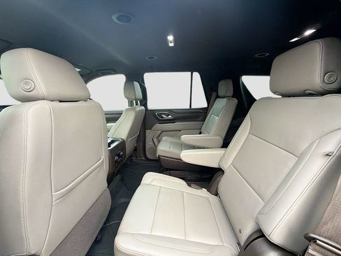 Used 2022 Chevrolet Tahoe Z71 image 24