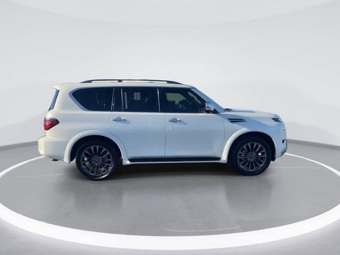 Used 2024 Nissan Armada Platinum w/ Captain's Chairs Package image 9