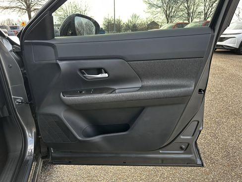 New 2026 Nissan Kicks SV w/ SV Premium Package image 14