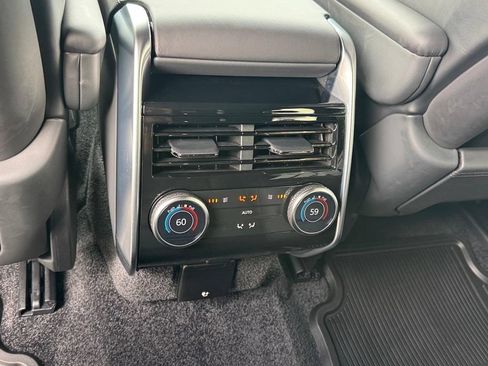 Used 2026 Land Rover Range Rover Autobiography AWD/4WD image 10