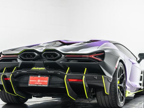 Used 2025 Lamborghini Revuelto AWD/4WD image 9